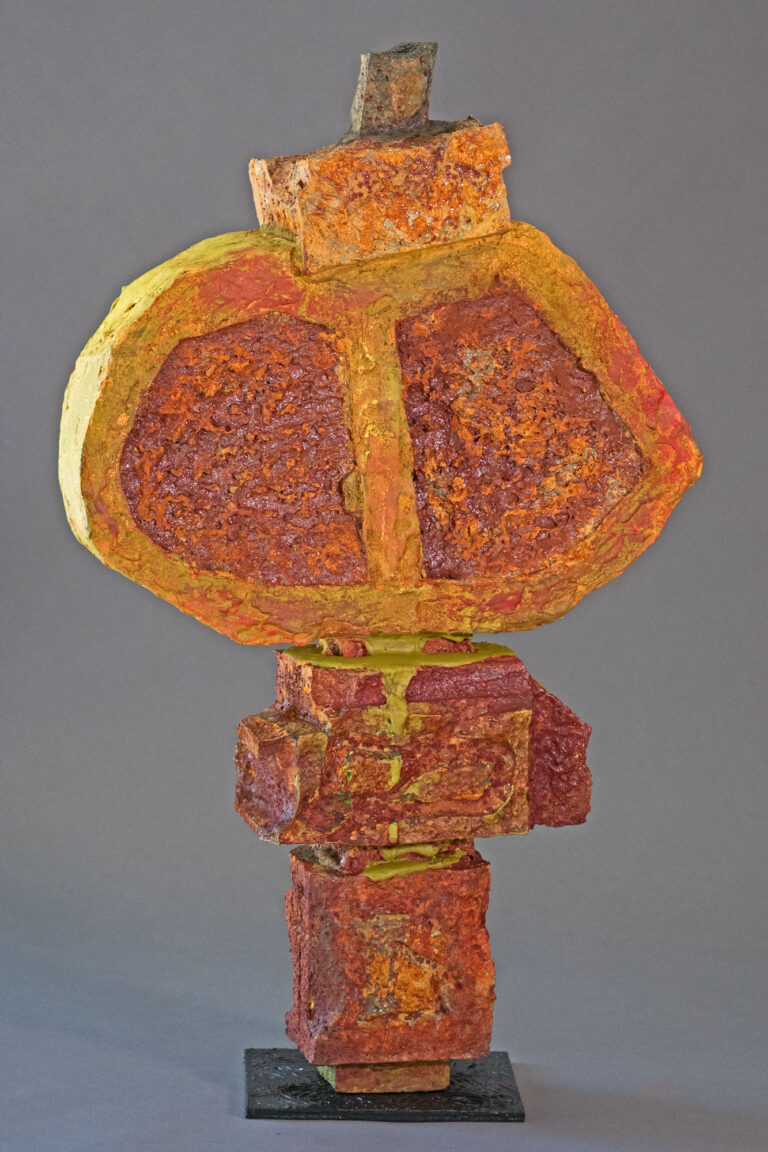 Abstract Totem Sculpture 008